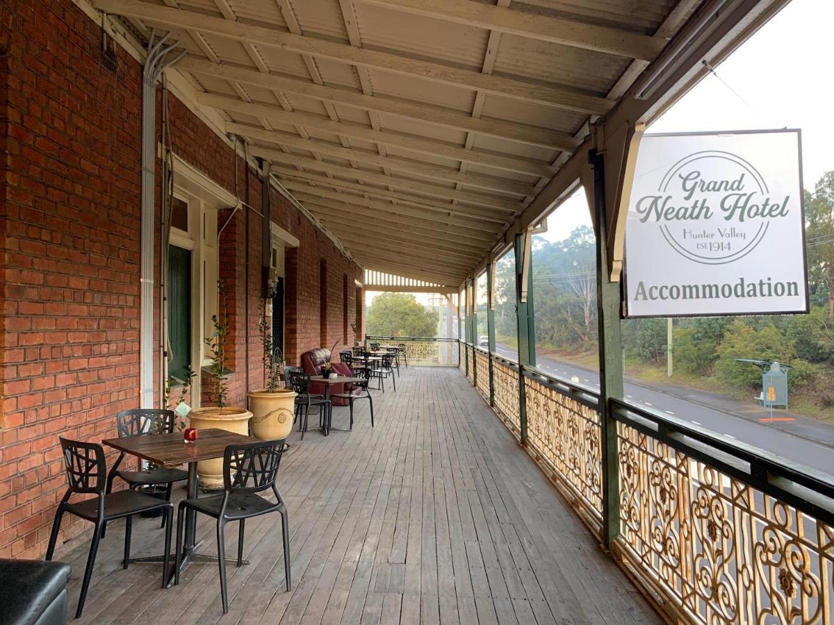 Neath Hotel Buitenkant foto